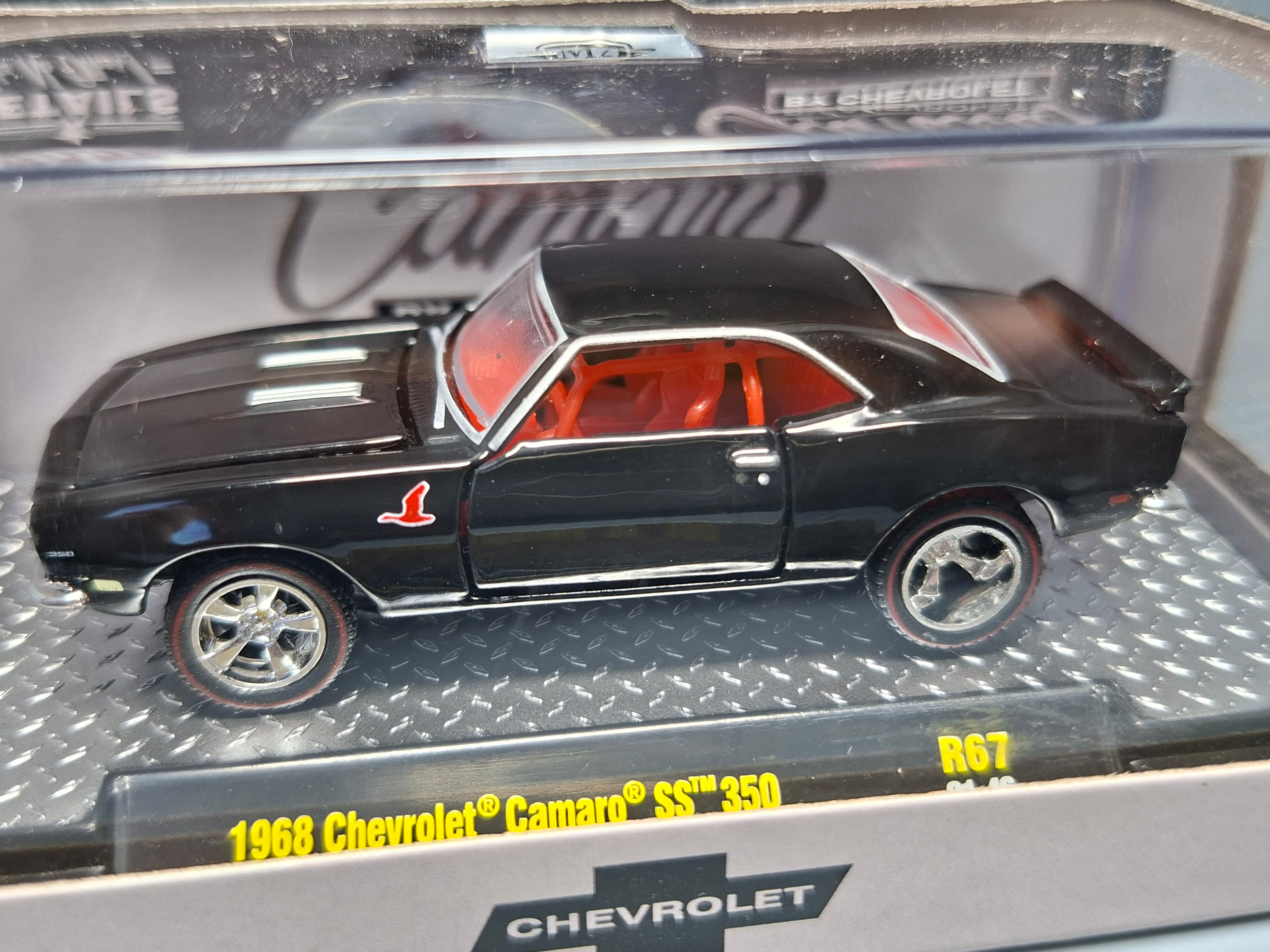 M2 Machines 2021 série 67 1968 chevrolet camaro SS 350 chase (NP18)