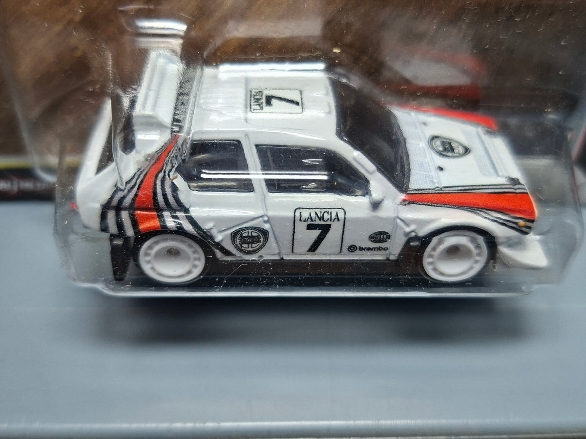 Hot Wheels Thrill Climbers Lancia Delta S4 (NG01)