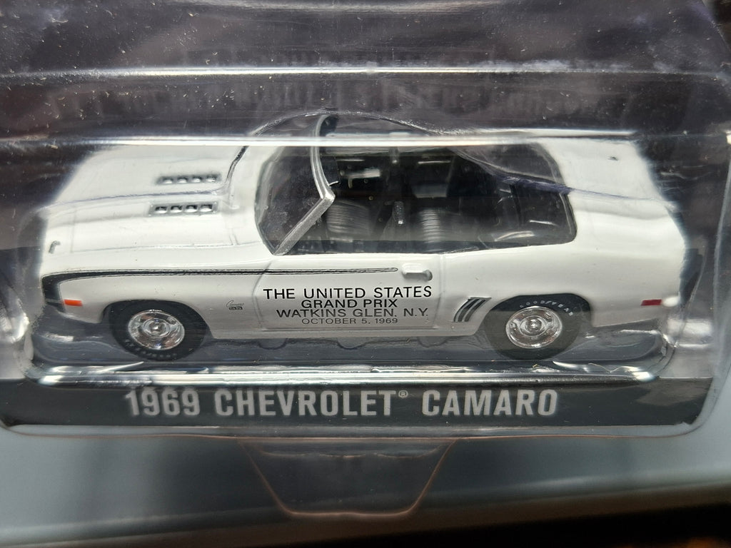 Greenlight 1969 Chevrolet Camaro Convertible The United States Grand Prix (NG02)