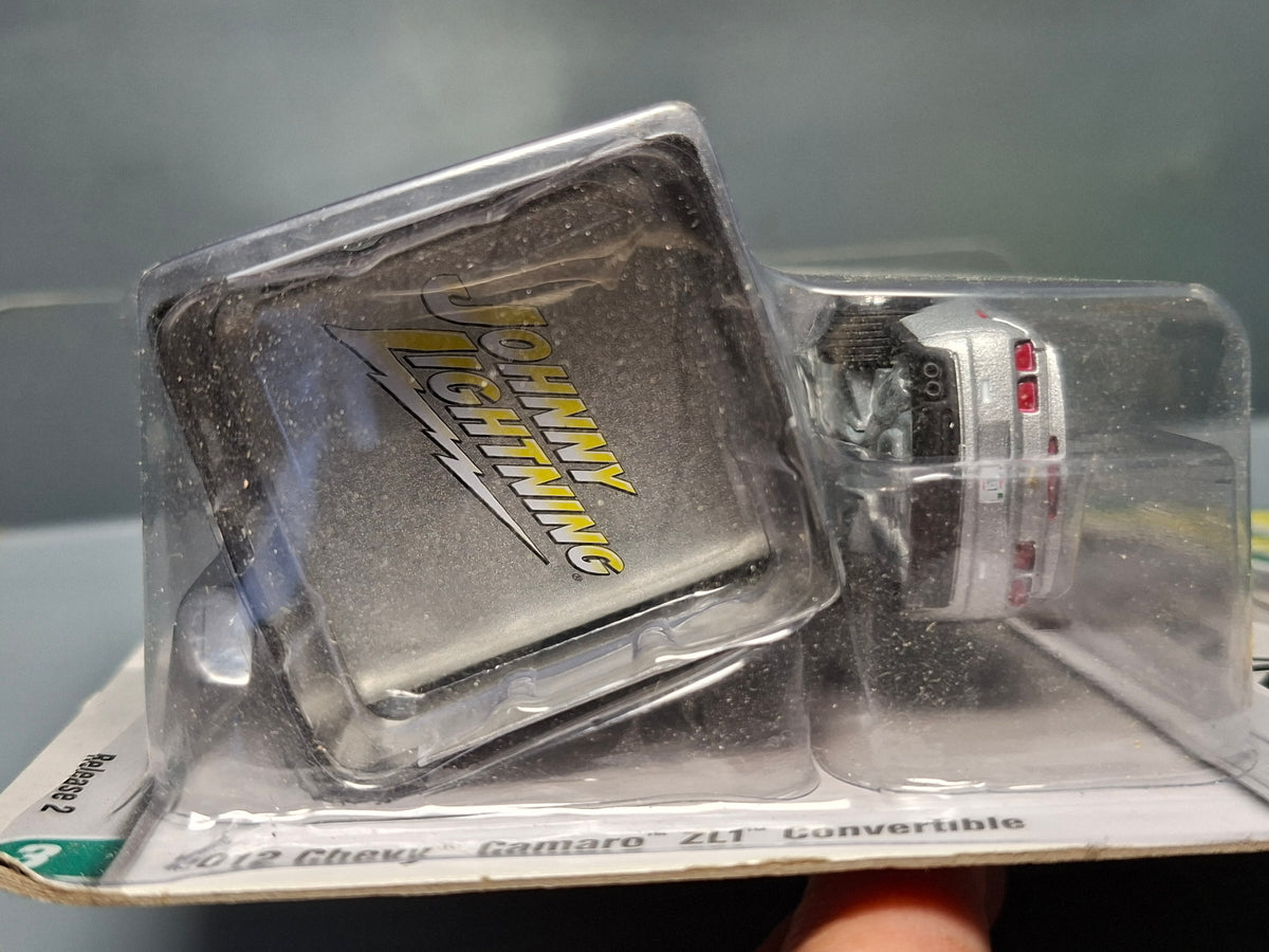 Johnny  Lightning Storage Tin 2012 Chevrolet Camaro ZL1 Convertible  (NG02)