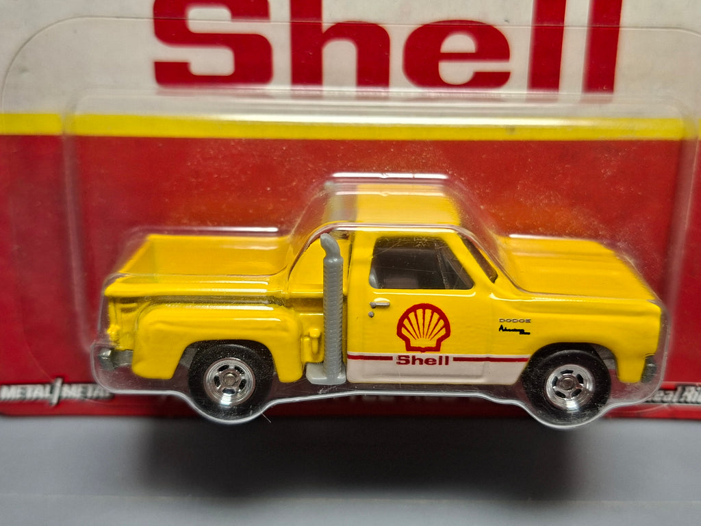 Hot Wheels 2020 pop culture fuel 78 dodge little red express Shell  (NG62)