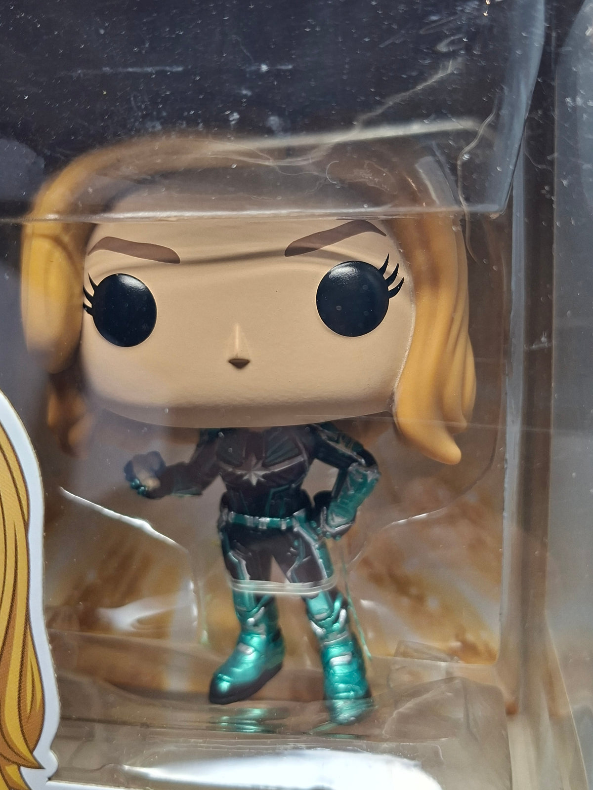 Funko Pop! Pop! Captain Marvel 427 Vers (F06)