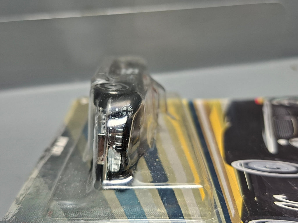 Hot Wheels vintage club 1968 BMW 507 (CP03)