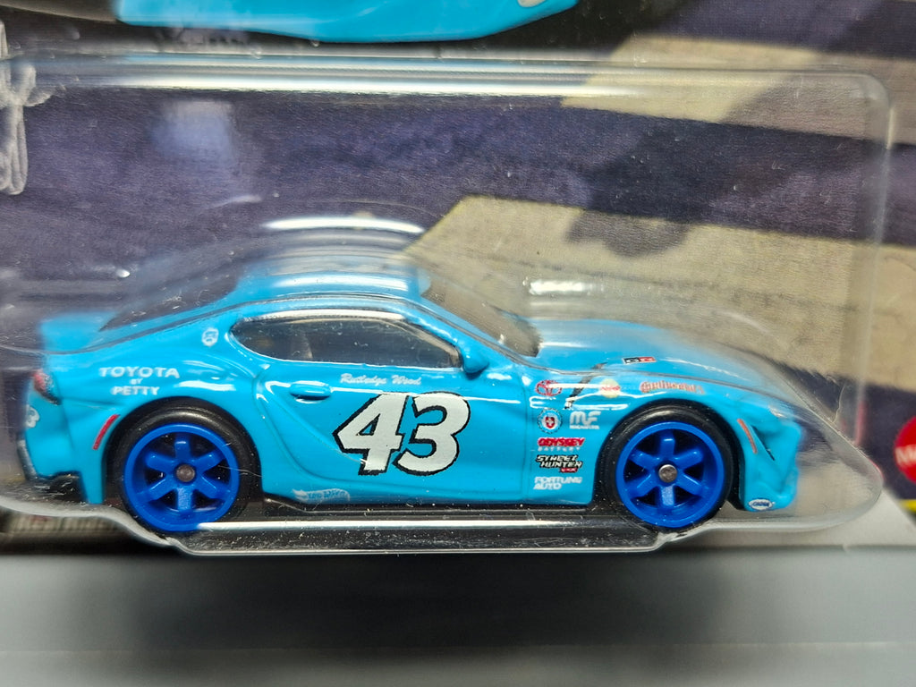 Hot Wheels Boulevard 2021 Toyota GR Supra (NG09)