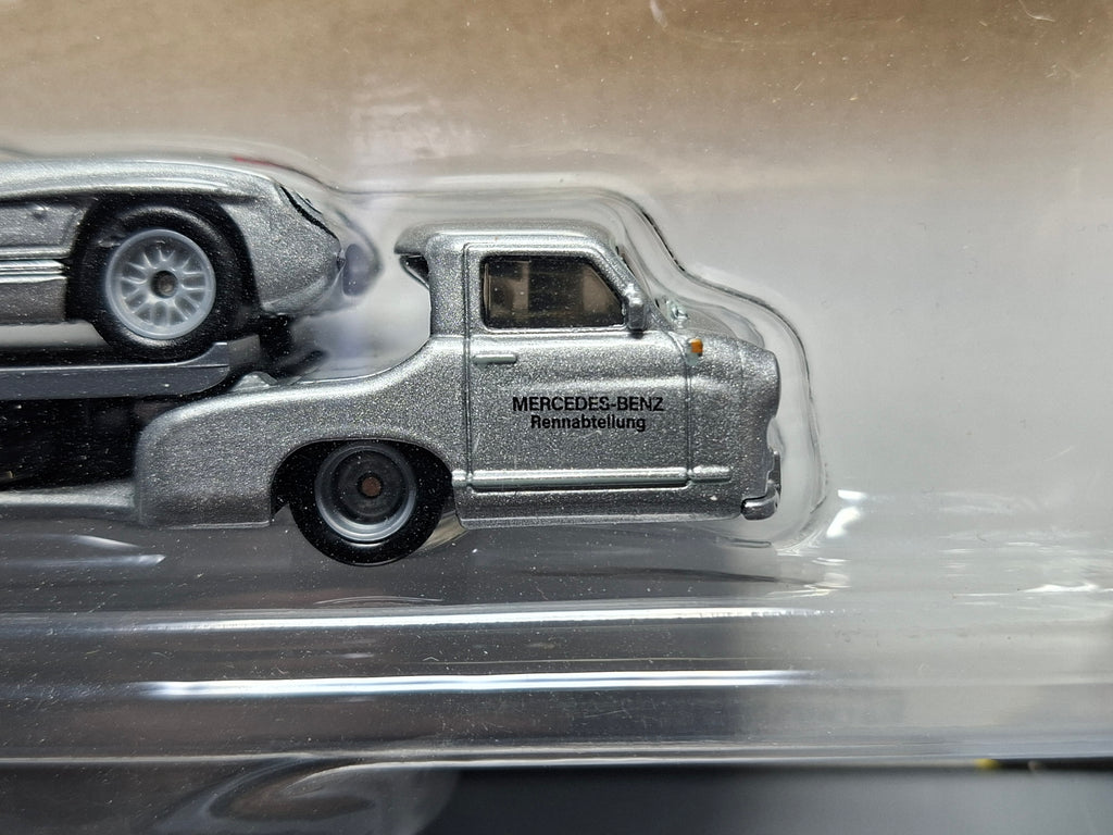 Hot Wheels Team Transport Mercedes-Benz 300 SLR / Renntransporter #89 (NG05)