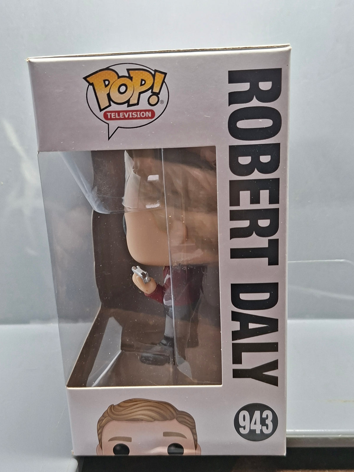 Funko Pop! BLACK MIRROR 943 Robert Daly damaged box  (F07)