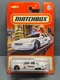 Matchbox Chevy Caprice Classic 32/100 (CP08)