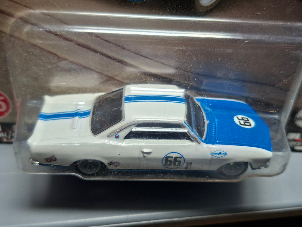 Hot Wheels Boulevard '66 Chevrolet Corvair Yenko Stinger (NG68)