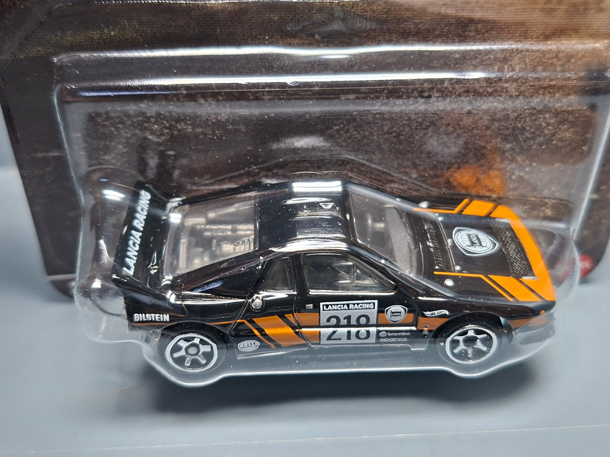 Hot Wheels Rally Racers Lancia Rally / Rallye O37 (NP40)