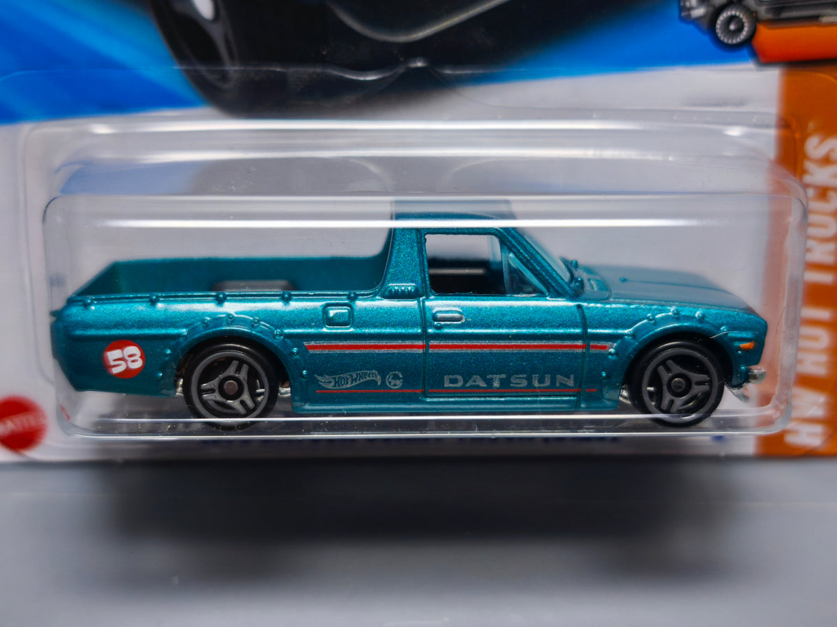 Hot Wheels 1975 datsun Sunny truck (B120) 2025-093 (NP09)