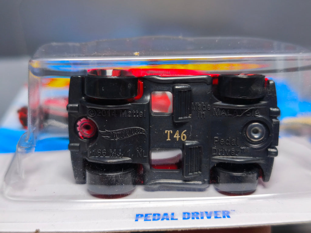 Hot Wheels Pedal Driver Netflix Let's Race 2025-071 TH (NP09)