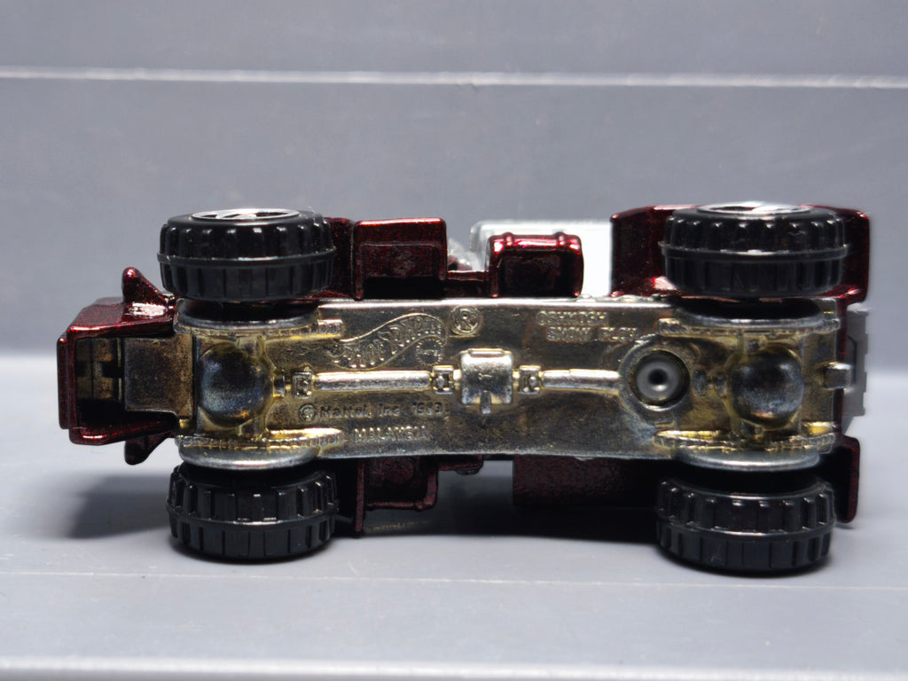 Hot Wheels Oshkosh snowplow 1996-201 (A37)
