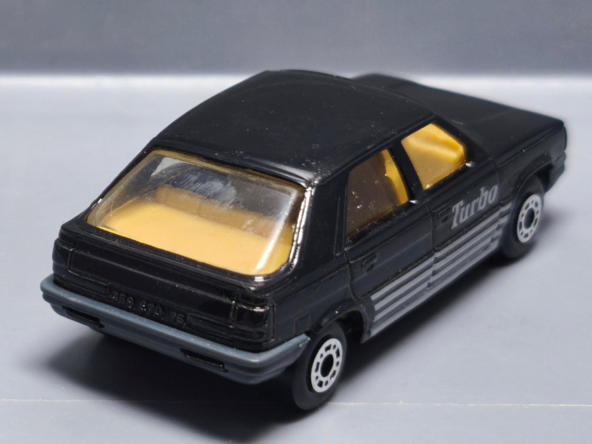 Matchbox 1987 mainline  Renault 11    (A31)