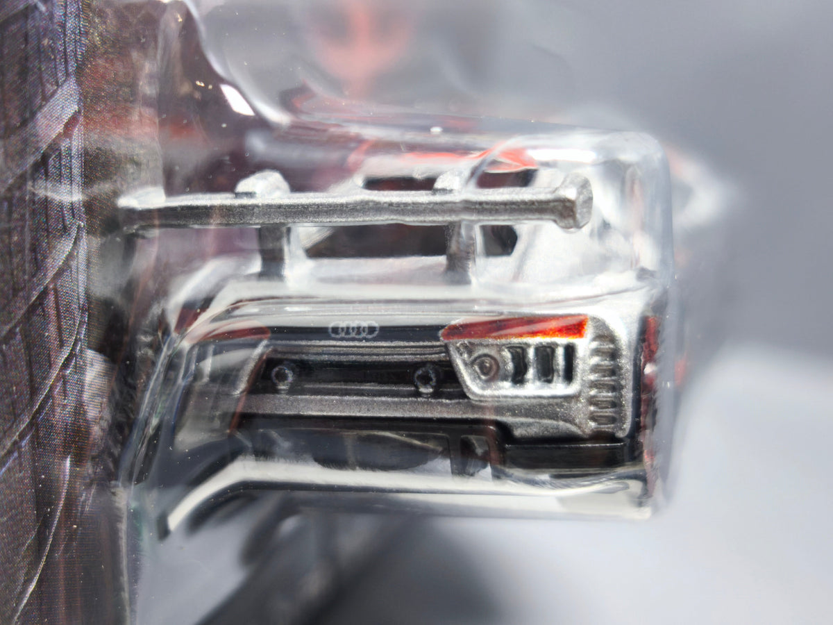 Hot Wheels 2026 Audi Silver series R8 LMS (NP19)