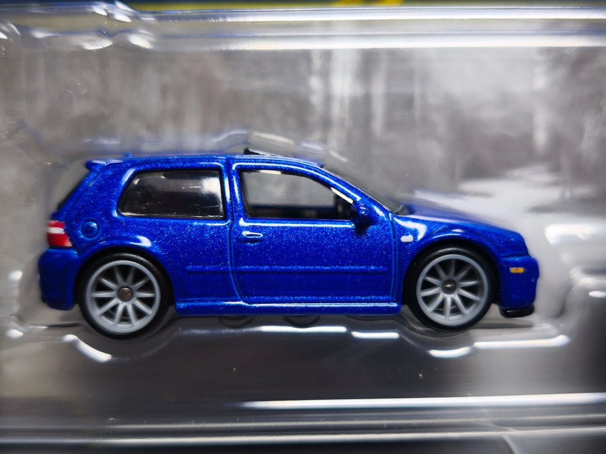 Hot Wheels Premium 2-pack 2004 Volkswagen Golf R32 - MK7 (CT12)