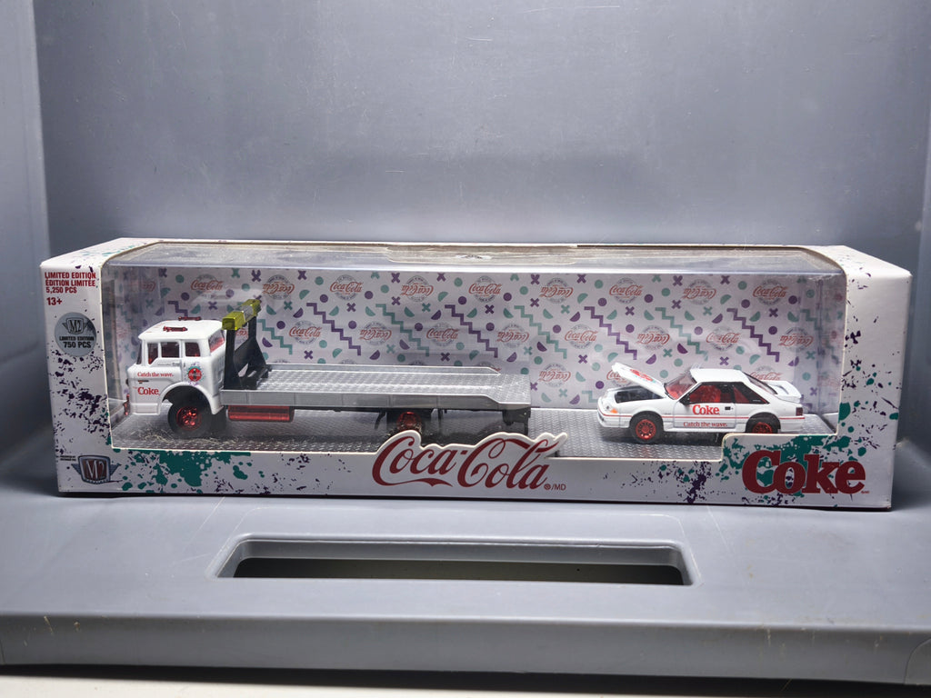 M2 Machines Chase Coca Cola 1990 Ford C-8000 & 1990 Ford Mustang GT (CT10)