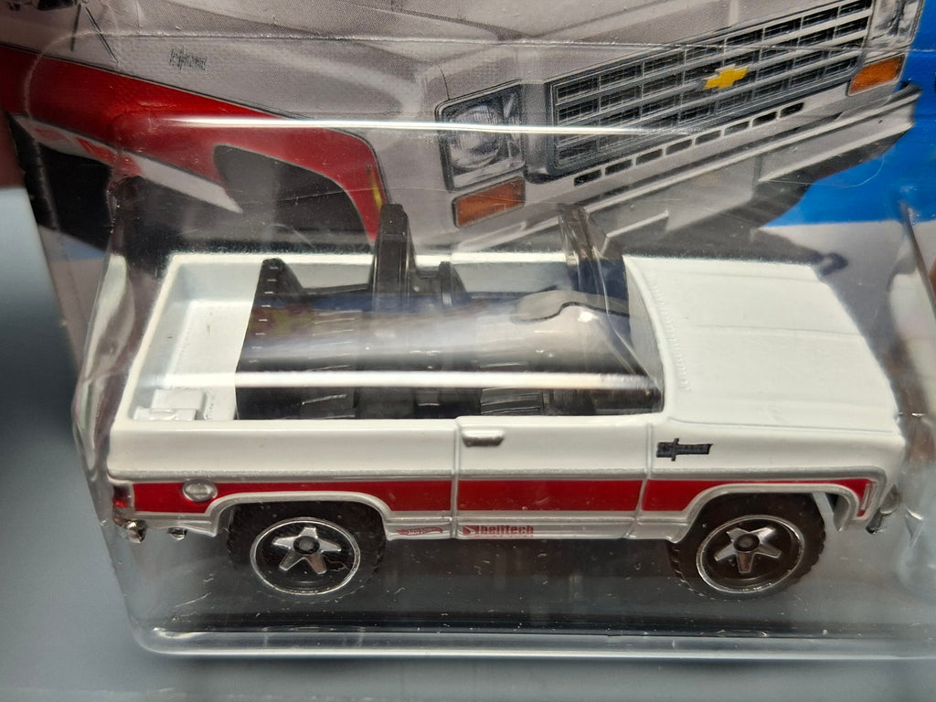 Hot Wheels '75 Chevy blazer custom   2025-115 (NP39)