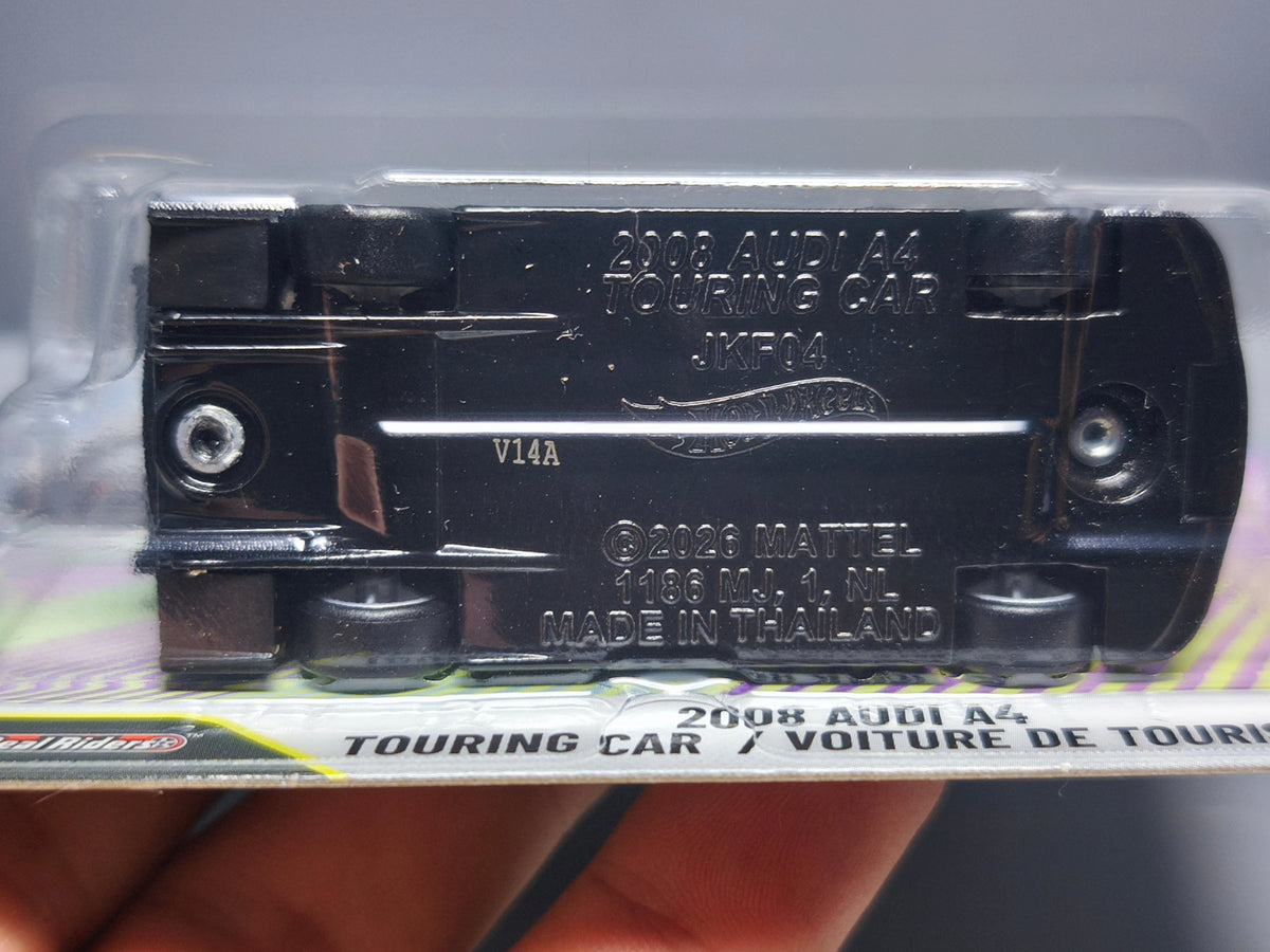 Hot Wheels Aéro Style 2008 Audi A4 Touring car (NG27)