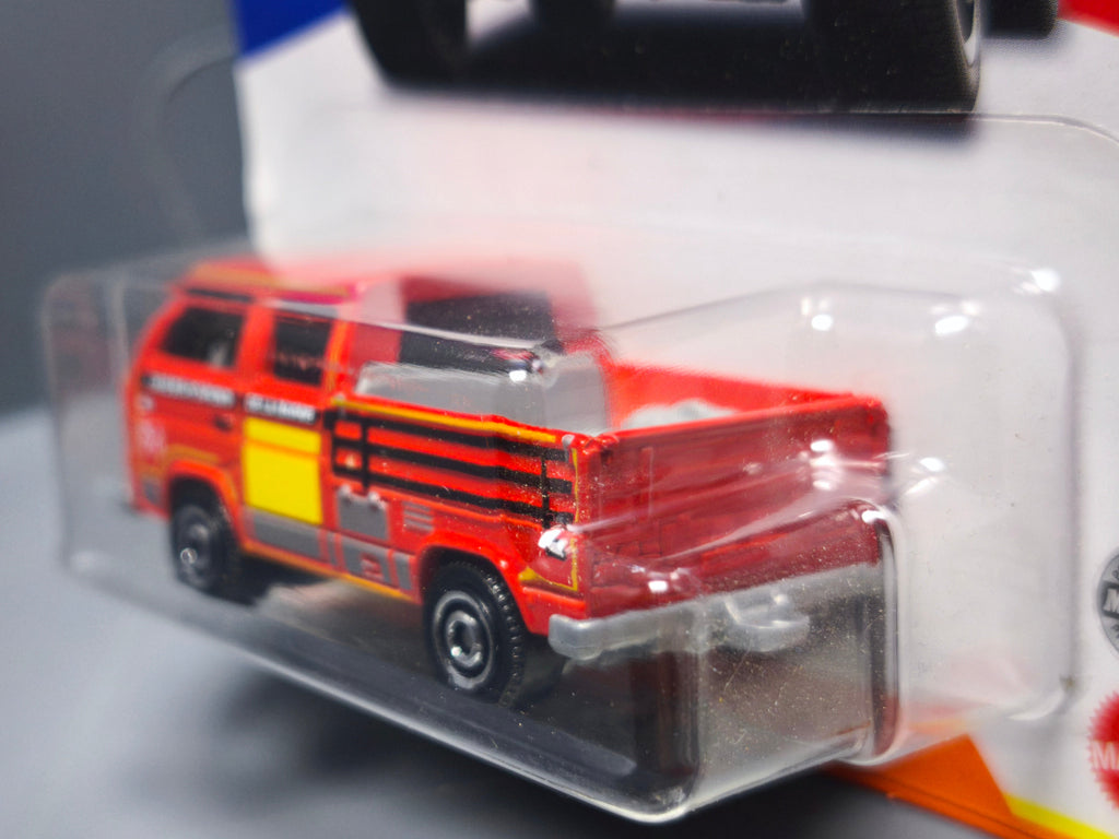 Matchbox Série France '90 Volkswagen Transporter Crew Cab avec détail benne (NP51)