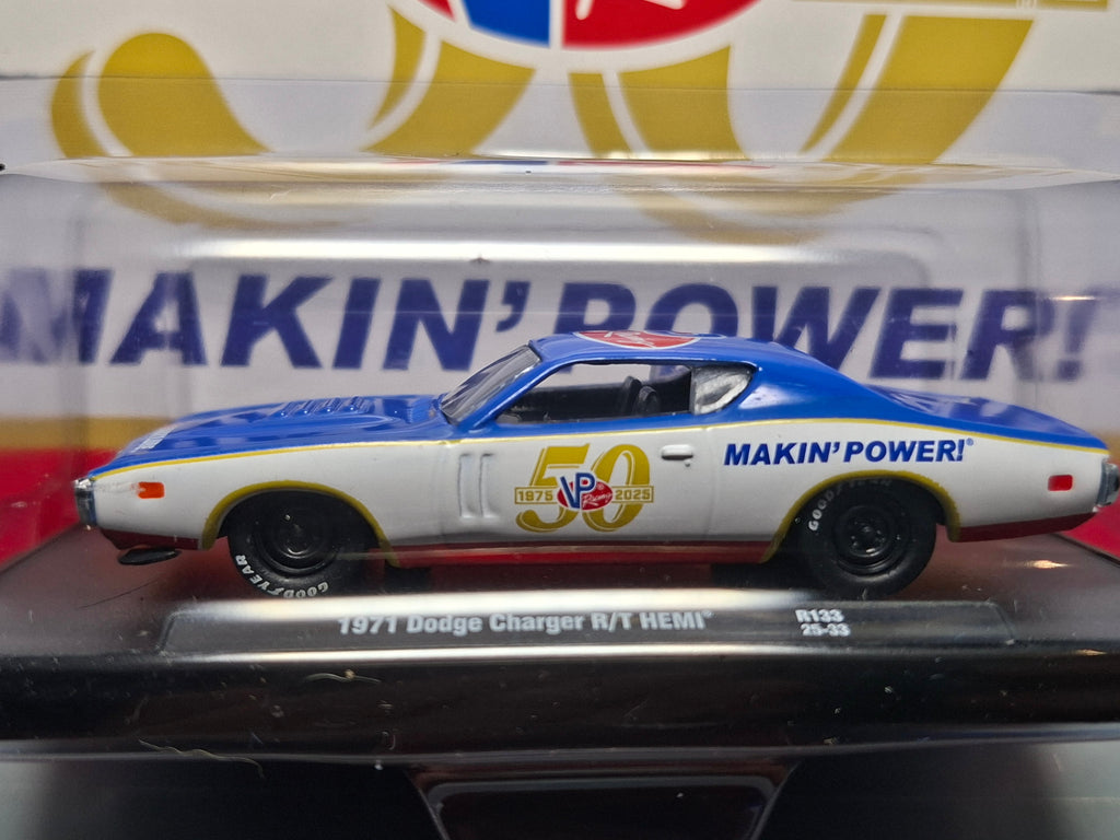 M2 Machines 2025 auto drivers R133 1971 Dodge Charger R/T Hemi (NG10)