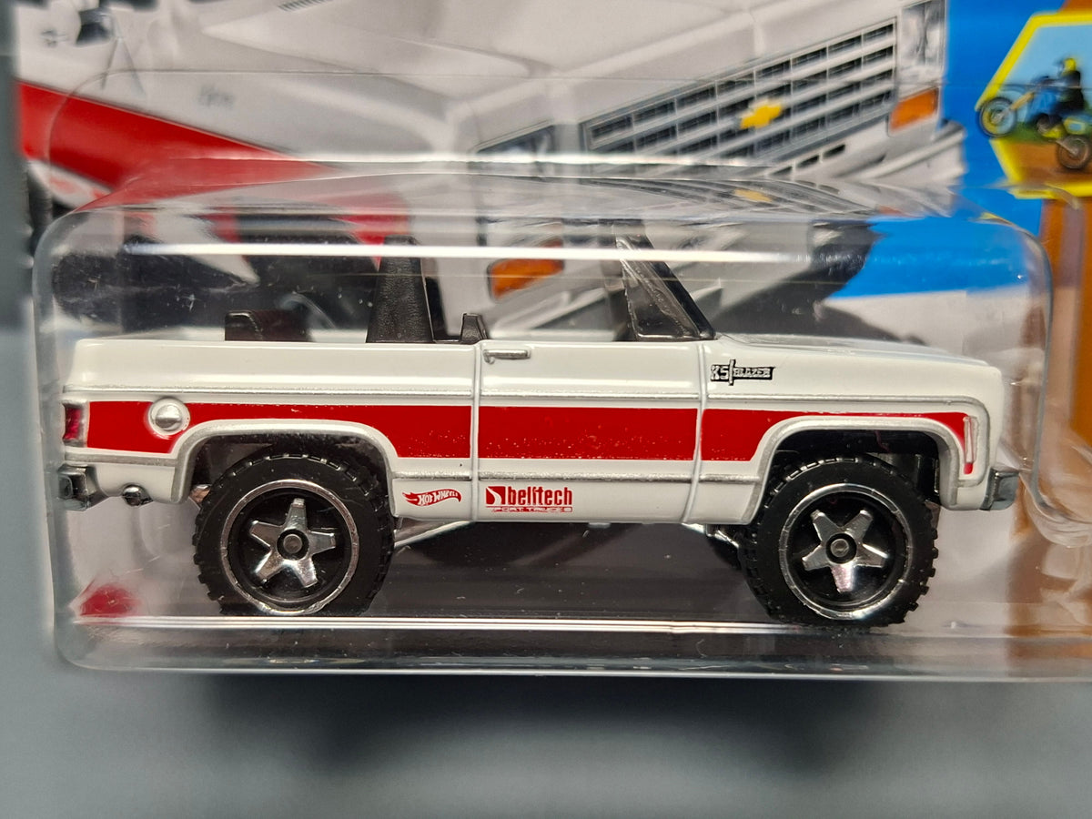 Hot Wheels '75 Chevy blazer custom   2025-115 (NP39)