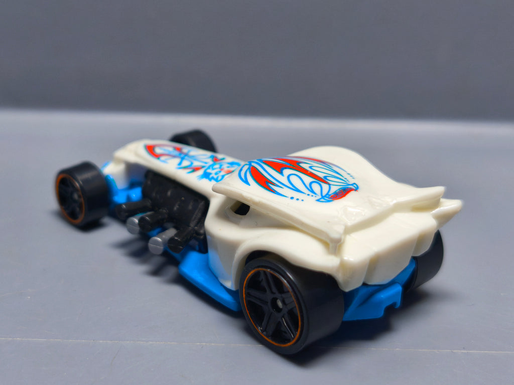 Hot Wheels 2013 mainline 055 Bad ratitude (A06)