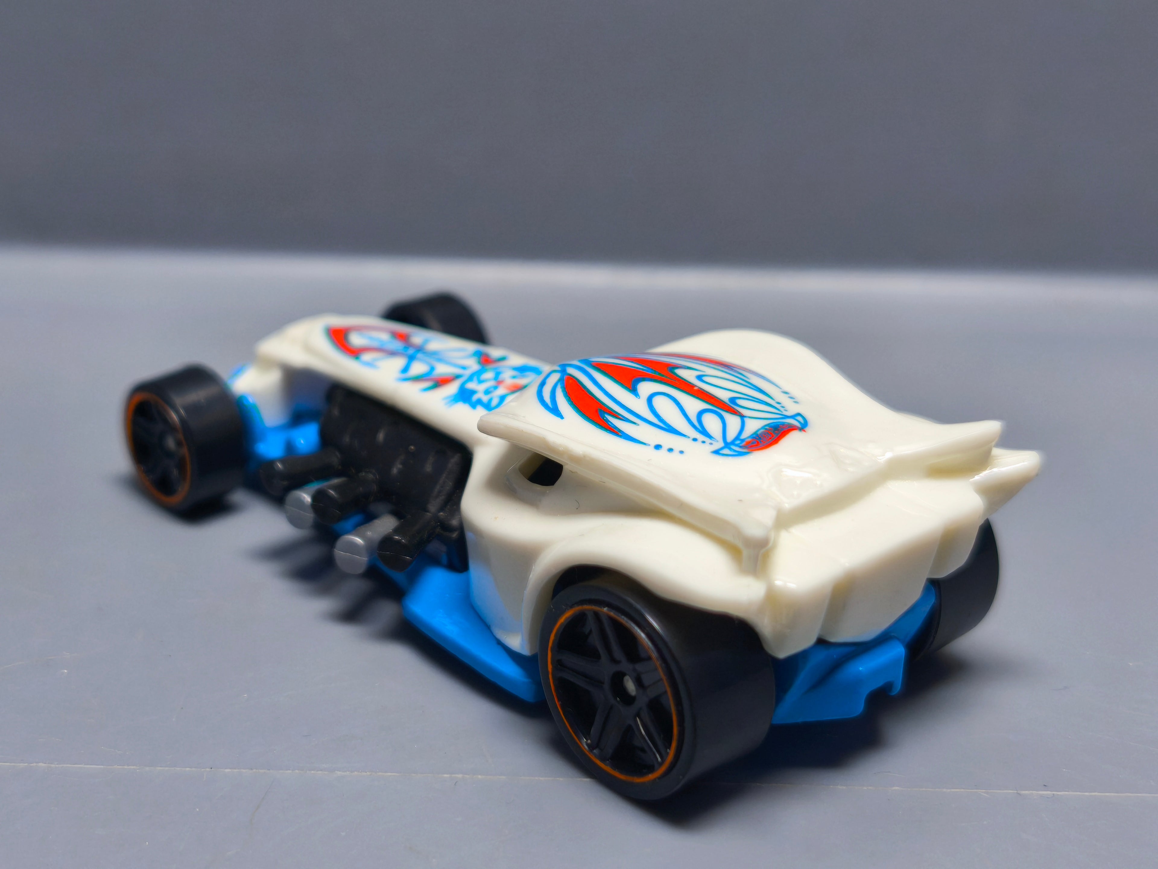 Hot Wheels 2013 mainline 055 Bad ratitude (A06)