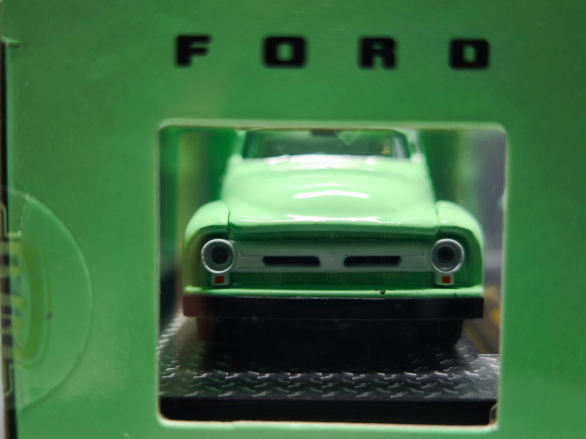 M2 Machines 1956 Ford F-100 truck custom R104 25-03 (NP08)