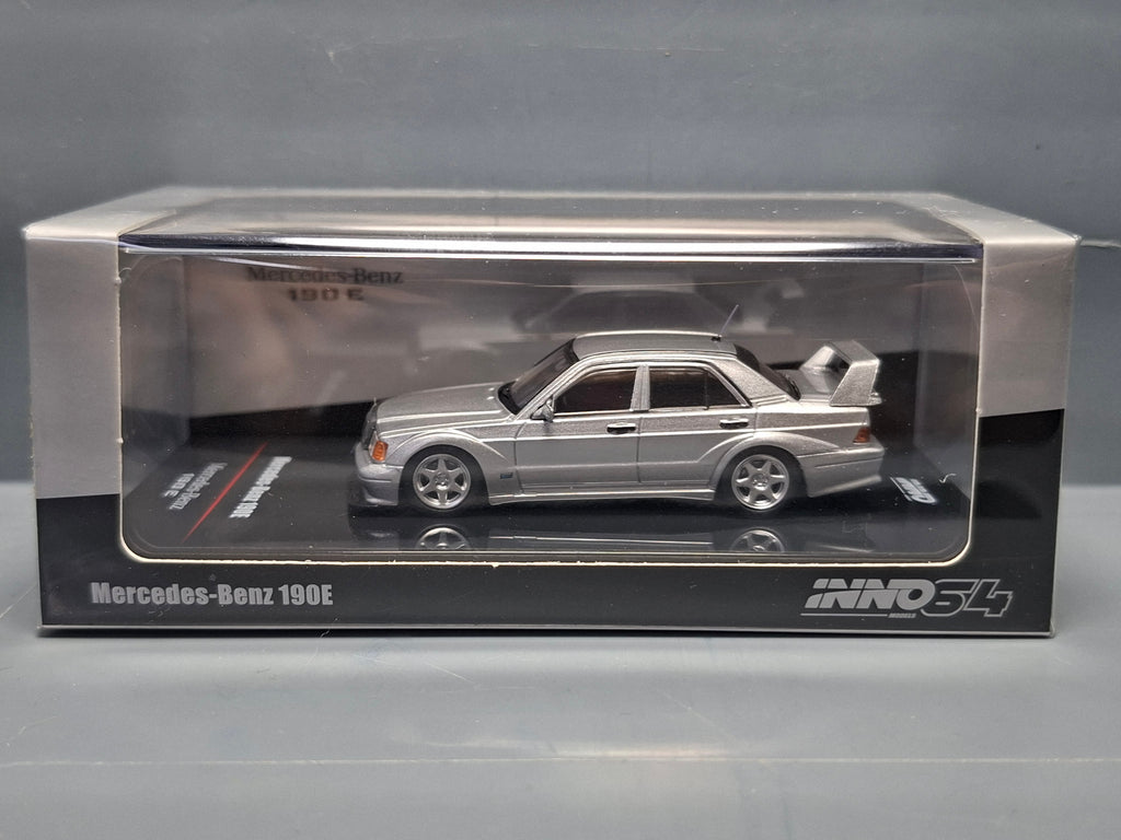 INNO64 Mercedes-Benz 190E (NP37)