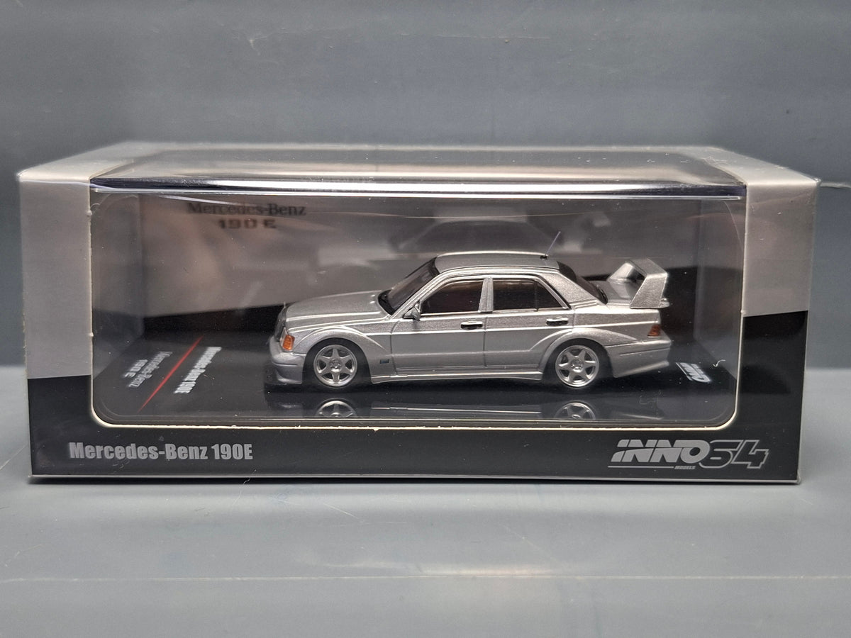 INNO64 Mercedes-Benz 190E (NP37)