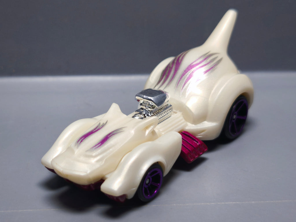 Hot Wheels Purrfect Speed 2017-123   (A21)