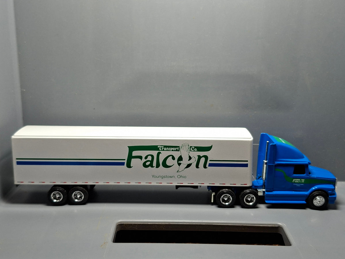 ERTL White GMC aero integral Falcon (NP25)