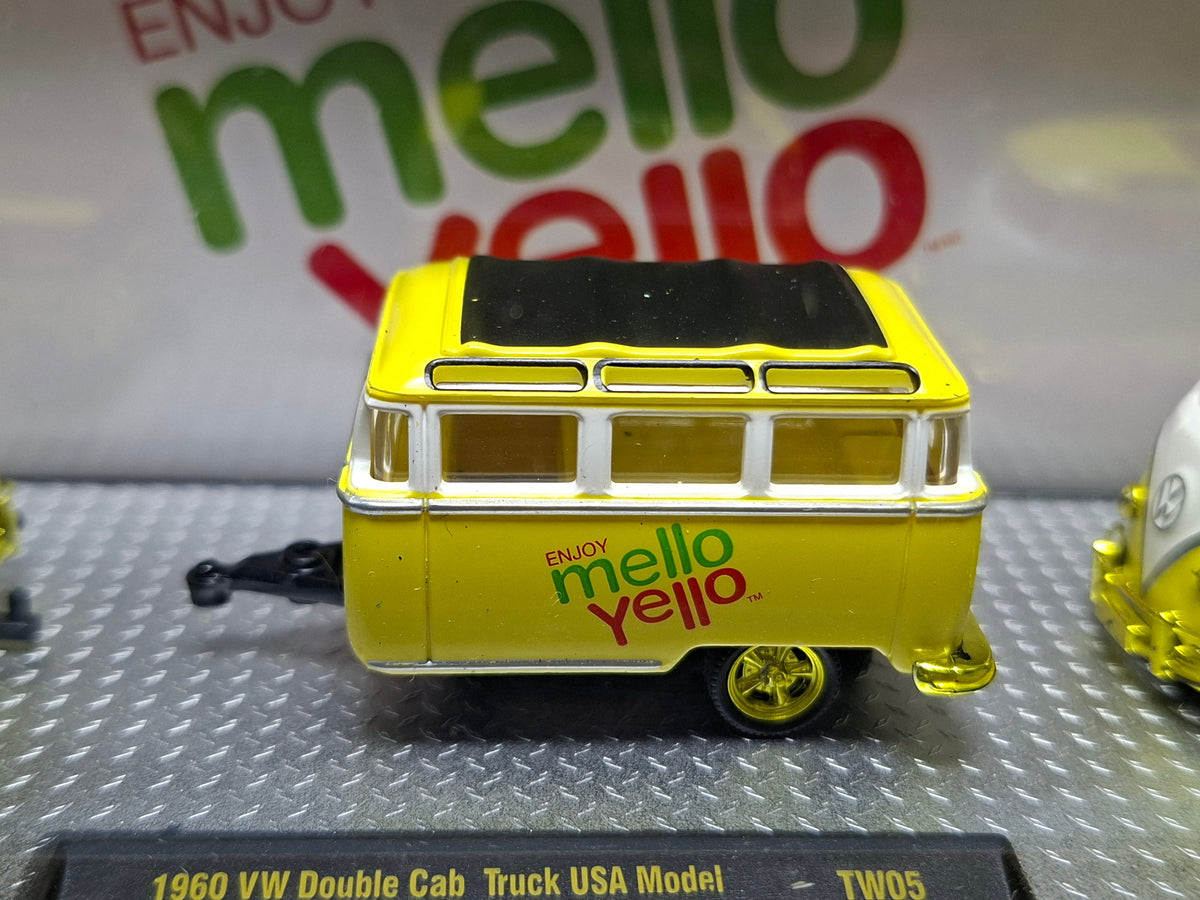 M2 Machines Coca Cola Mello Yello Volkswagen Double Cab Microbus Chase (CT08)