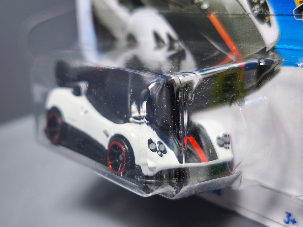 Hot Wheels Pagani Zonda Cinque 2026-026 (NP36)