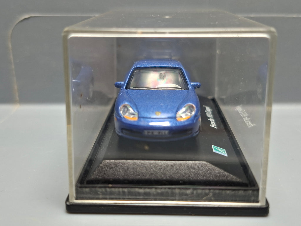 Hongwell  1/72 Porsche 911 coupé    (NP28)