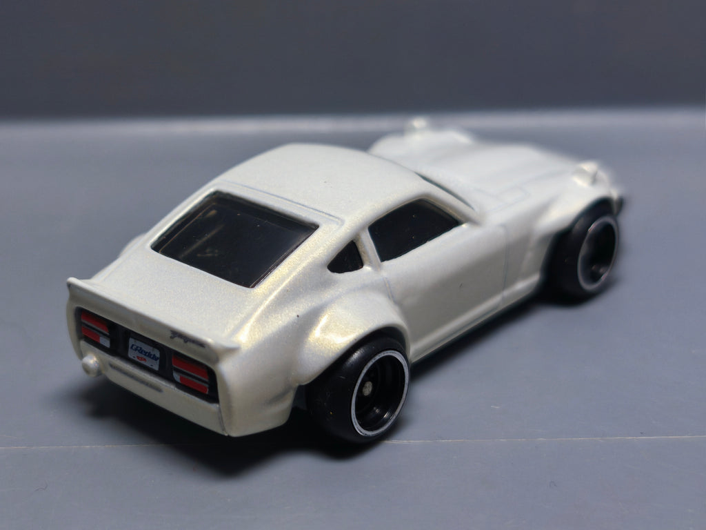 Hot Wheels Cars & donuts Custom datsun 240z (A07)