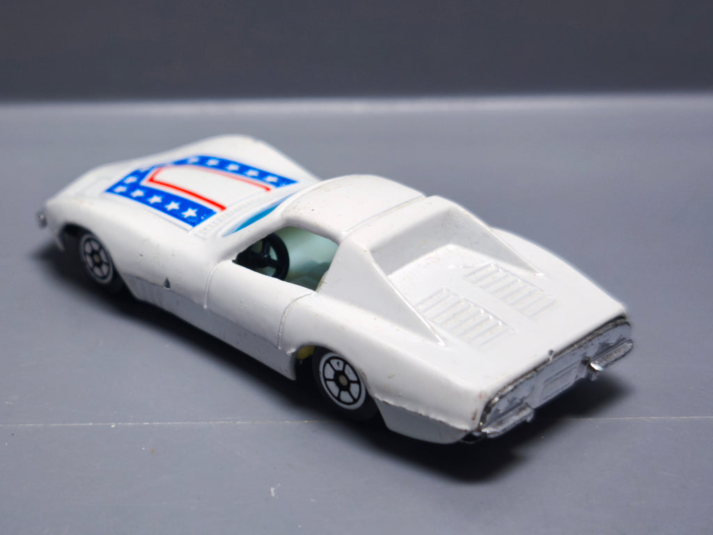 Yatming Road tough Chevrolet racer (A01)