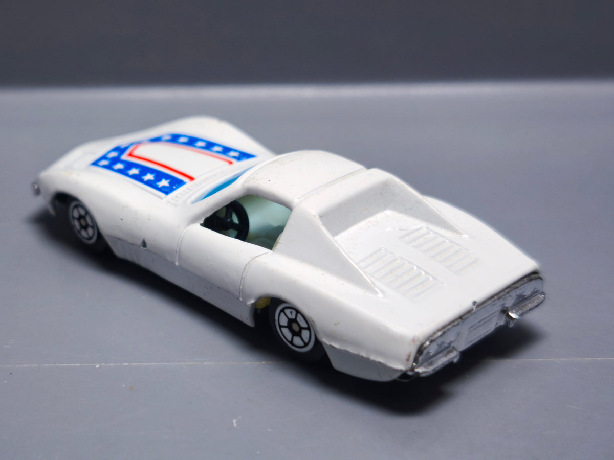 Yatming Road tough Chevrolet racer (A01)