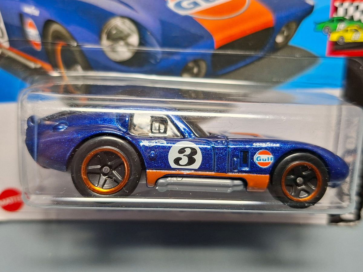 Hot Wheels Shelby cobra Daytona coupe  2024-122 (NP38)