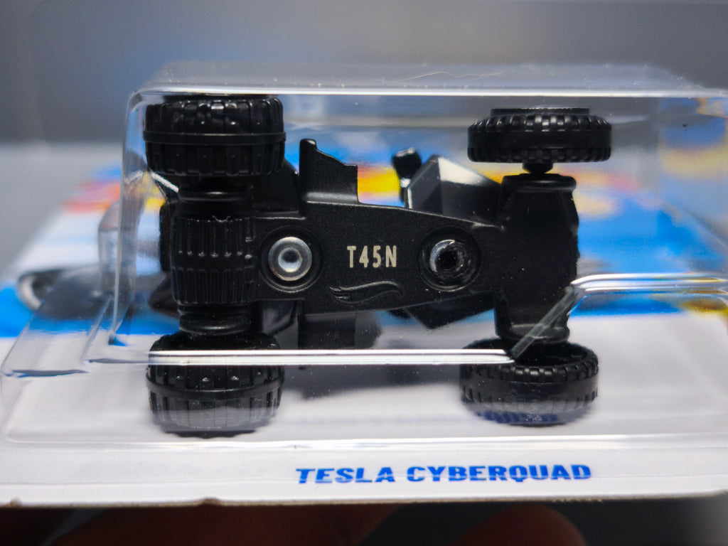 Hot Wheels Tesla cyberquad 2025-082 (NP09)