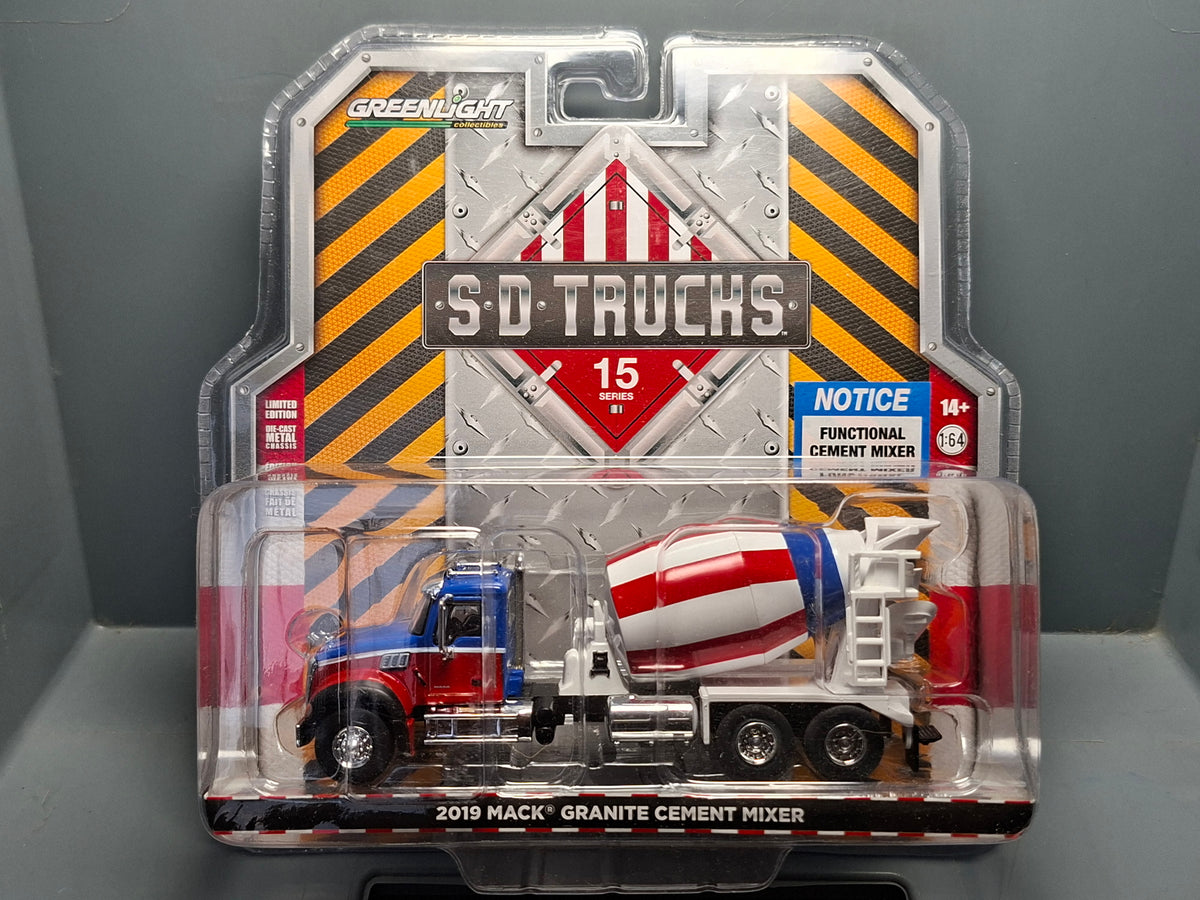 Greenlight Super Duty Trucks Series 15  2019 Mack Granite Cement Mixer  (CT01)