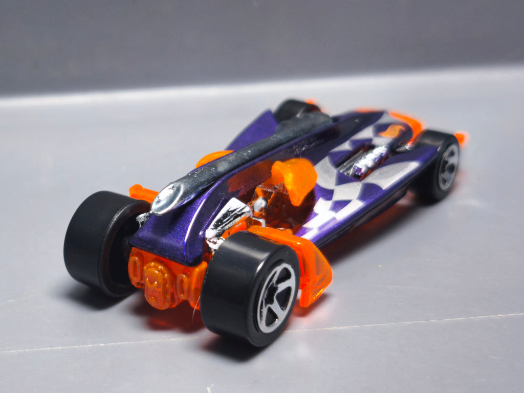 Hot Wheels Vulture Roadster 2001-032 (A04)