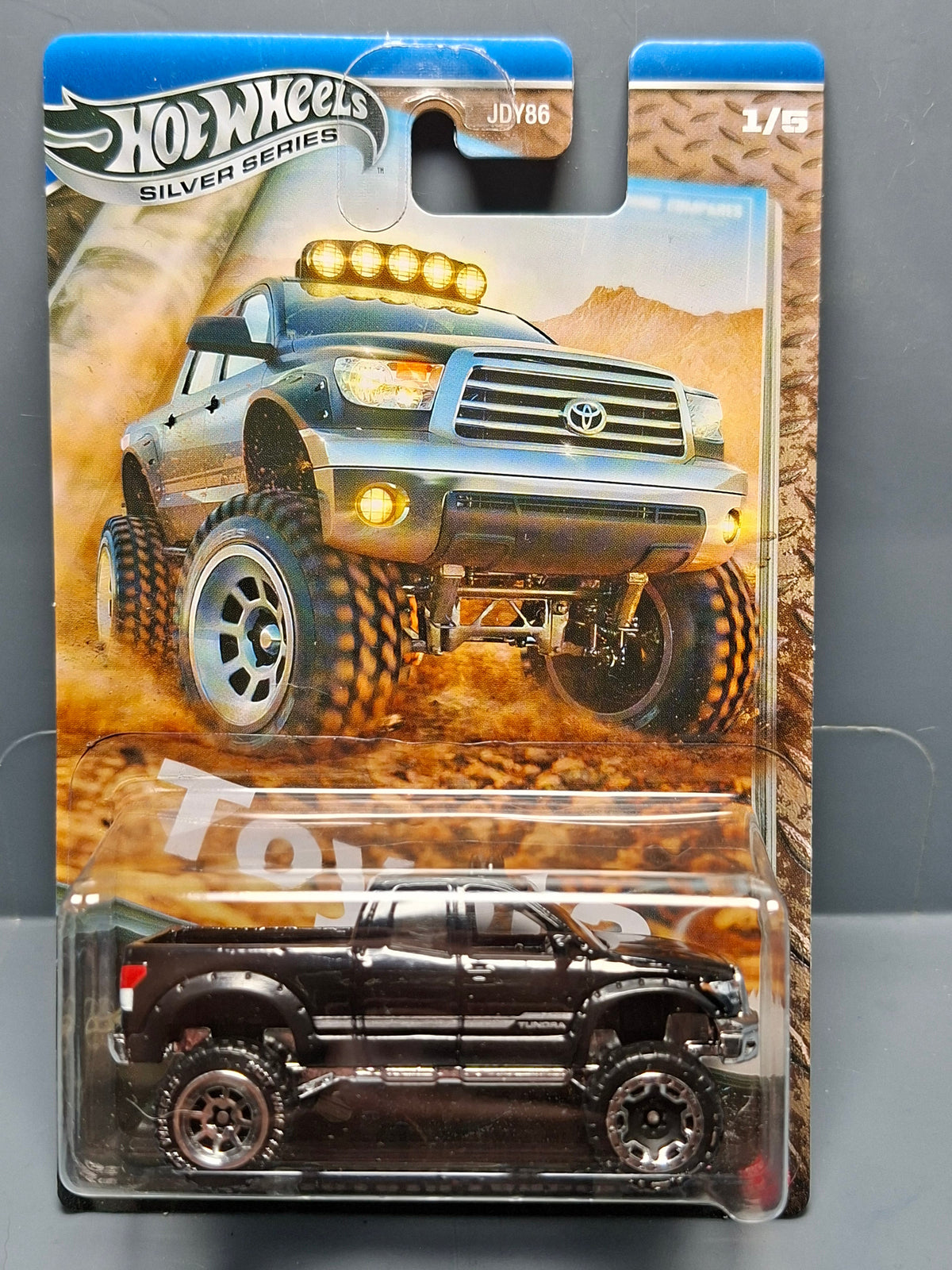 Hot Wheels 2025 Toyota ’10 TOYOTA TUNDRA   (NP49)