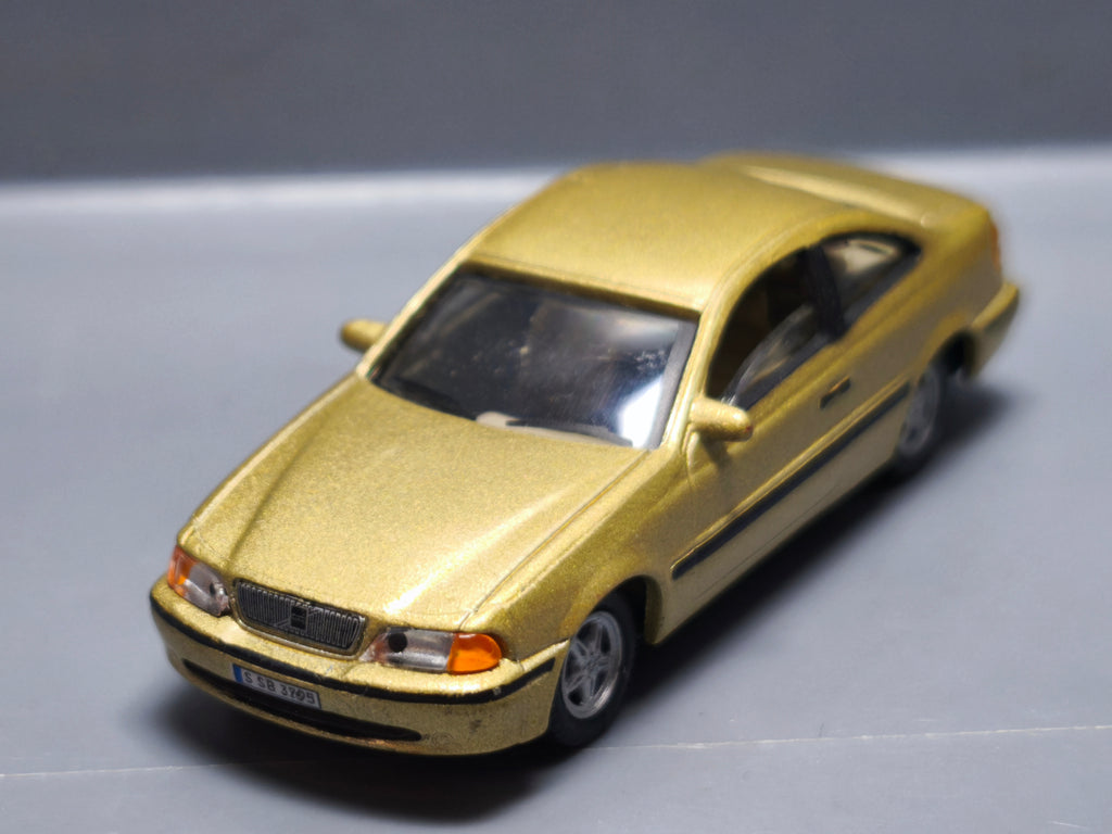Hongwell 1/72 Volvo C70 (A19)