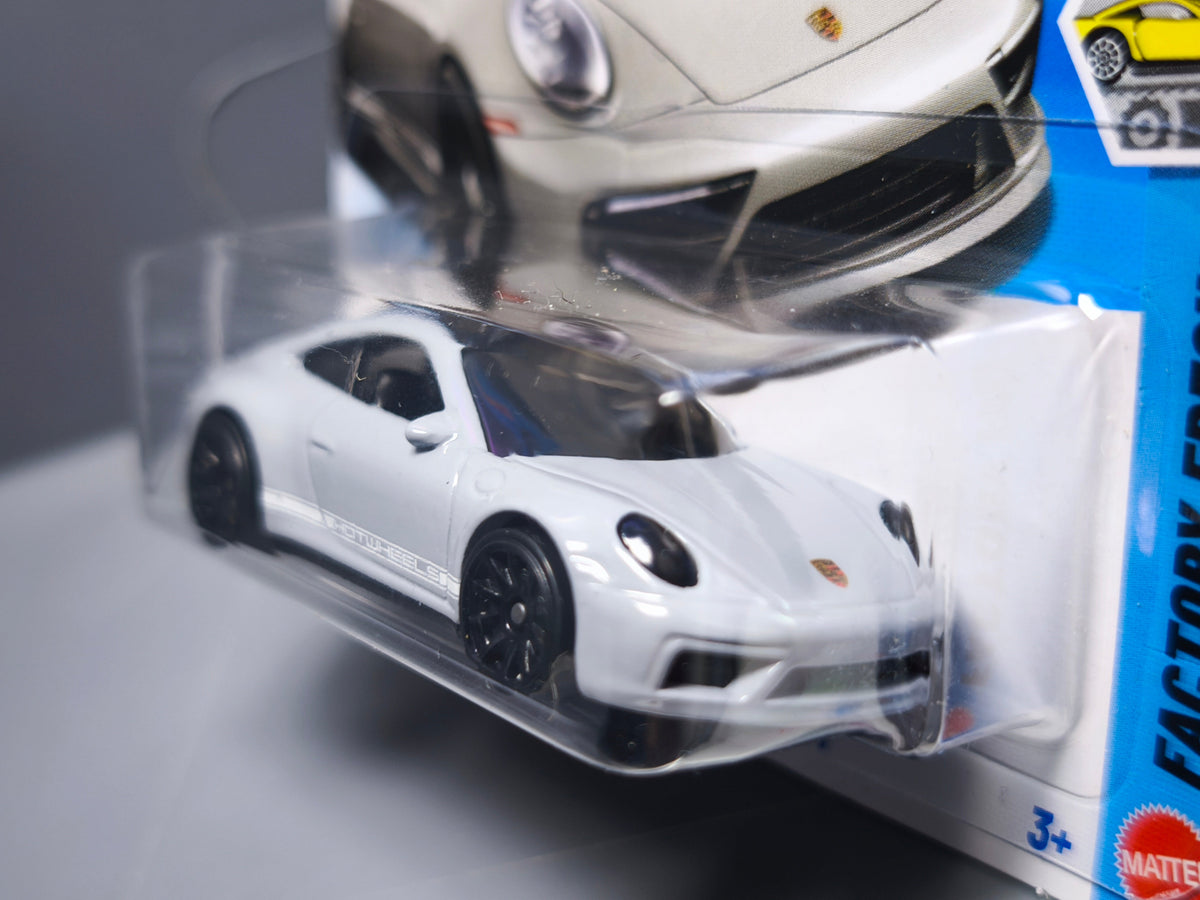 Hot Wheels Porsche 911 Carrera T 2026-015 (NP36)