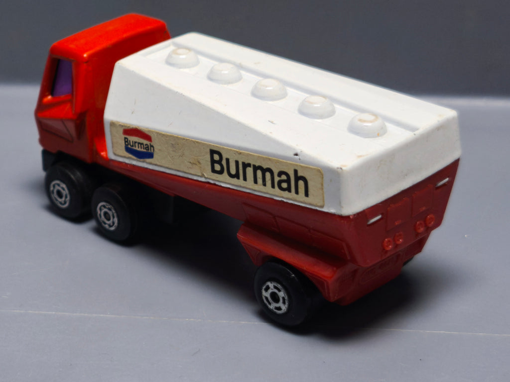 Matchbox 1973 logo à l'avant  Freeway gas tanker burmah (A28)