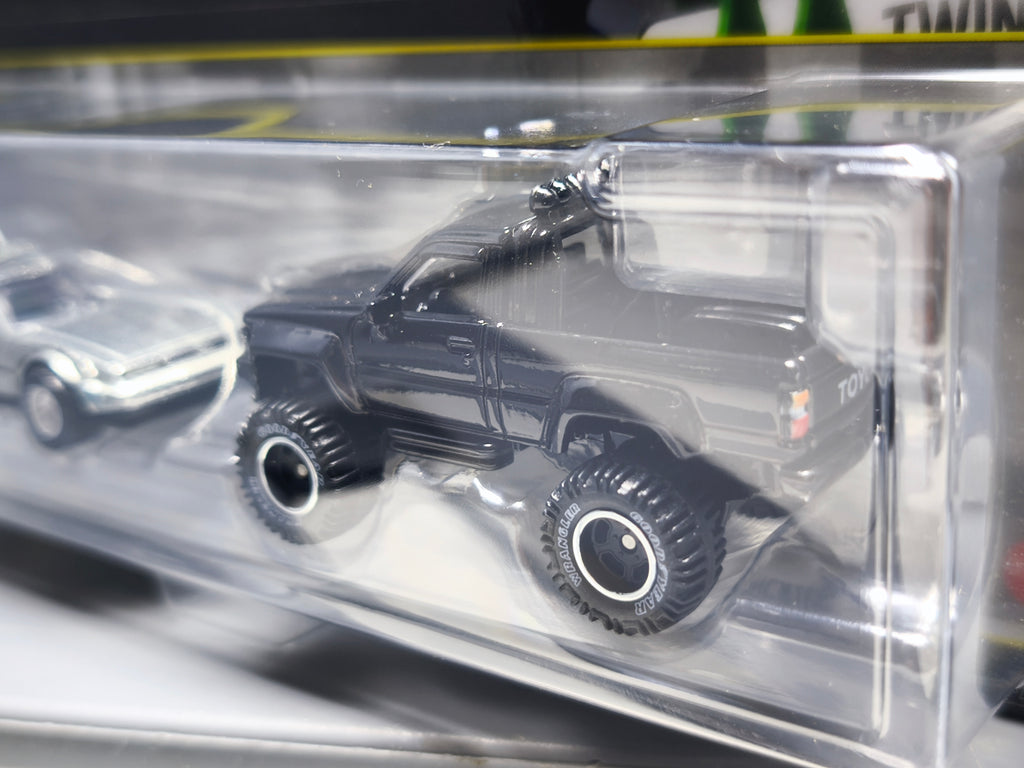 Hot Wheels Premium 2-pack BTTF time machine 1987 Toyota Pickup (Cart)