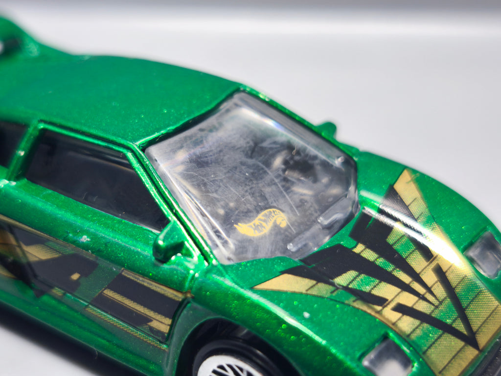 Hot Wheels Zender fact 4 1998-820  (A33)