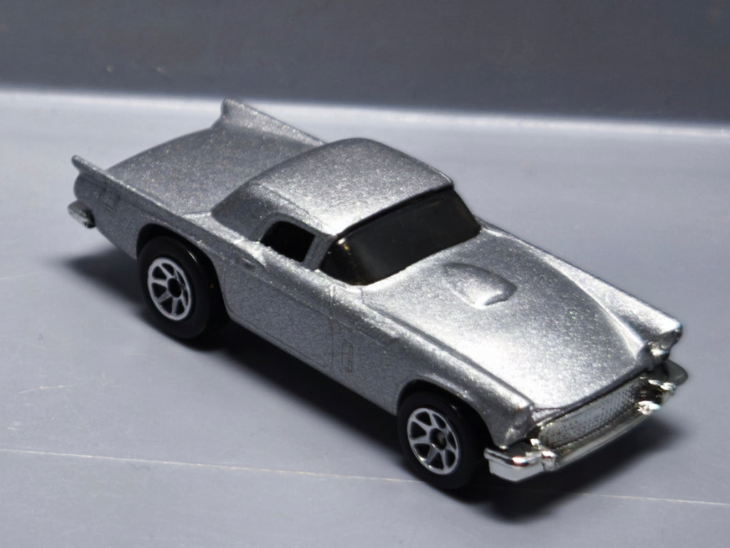 Hot Wheels 1995 exclusive target  57 t-bird    (A18)