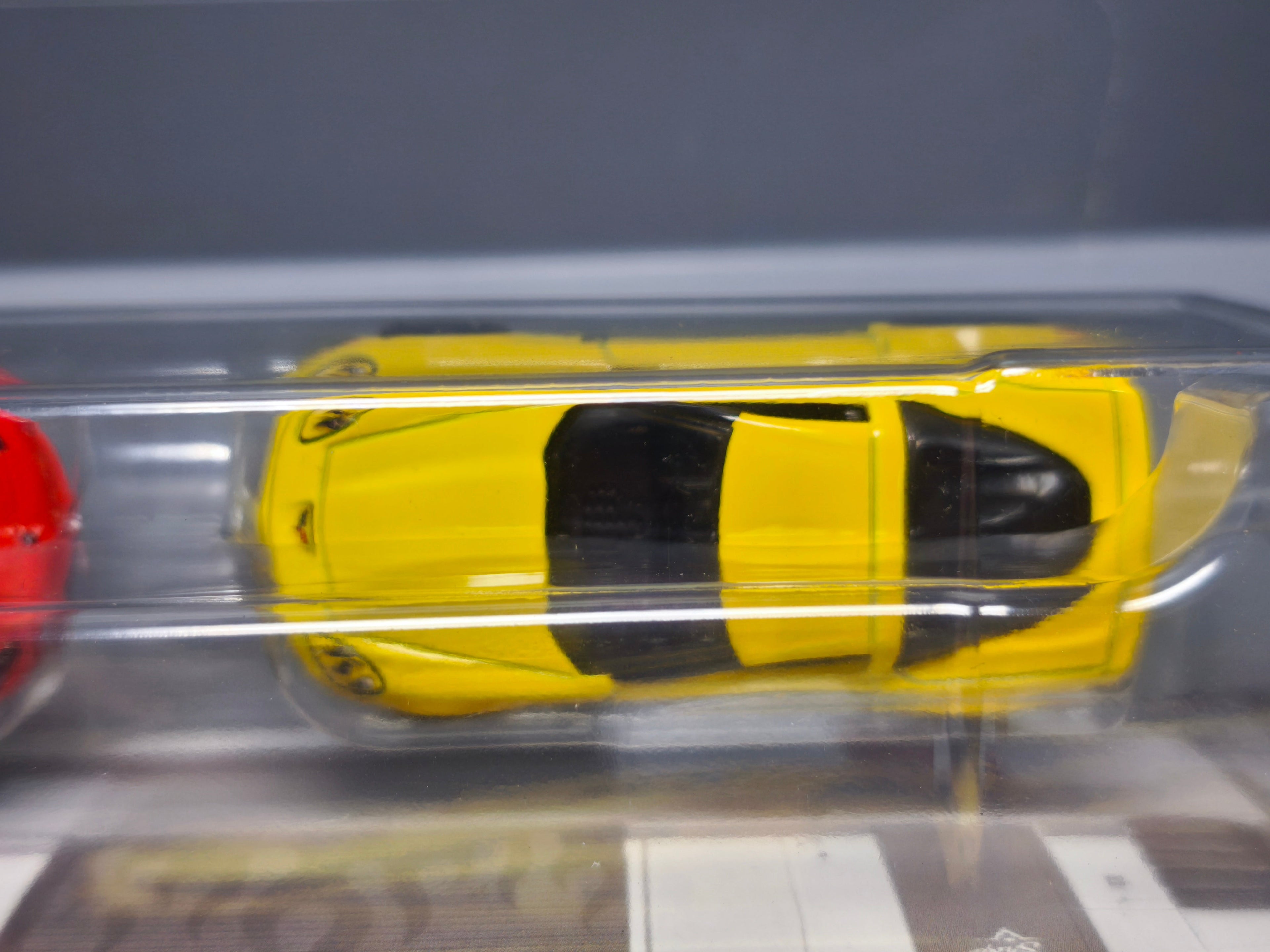 Hot Wheels Premium 2-pack 2012 Corvette Z06 2003 Dodge Viper SRT-10 (Cart)